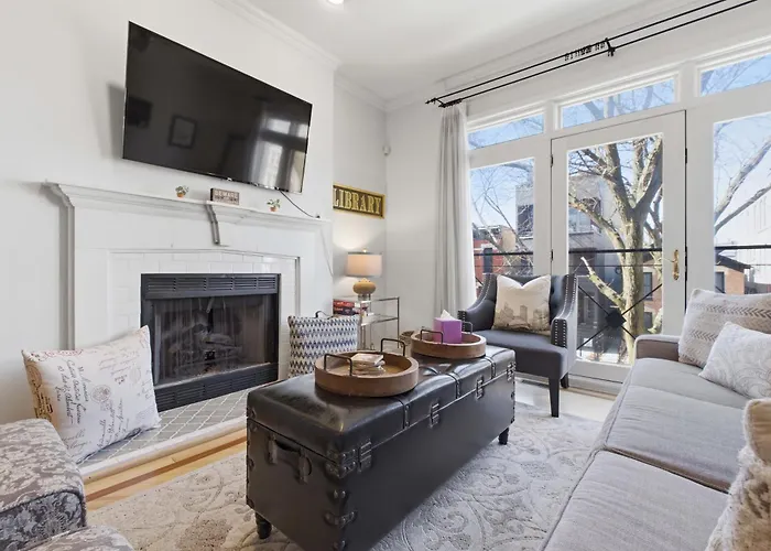 Heart Of East Village 2-bed 2-bath Peaceful Oasis Appartement *