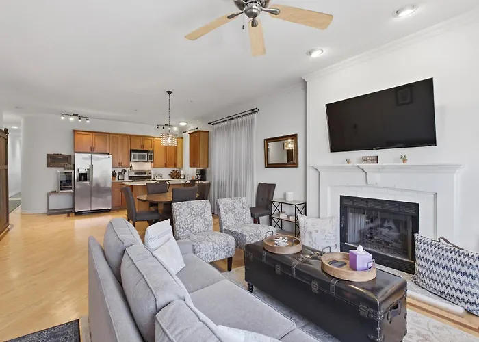 Appartement Heart Of East Village 2-bed 2-bath Peaceful Oasis Chicago